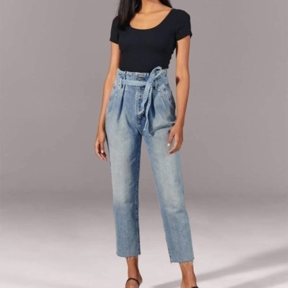 Ultra High Rise Paperbag Waist Jeans​